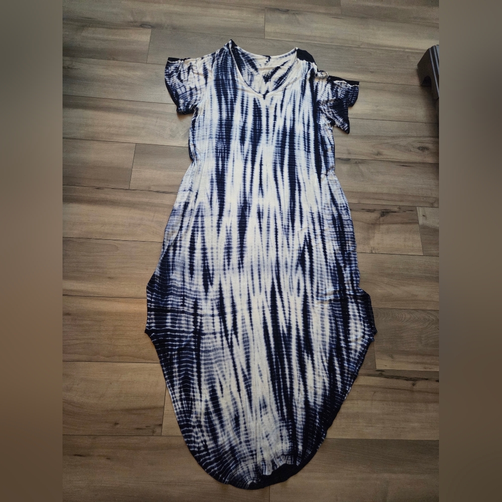 Livi Active Asymmetrical Blue Tie-Dye Dress
